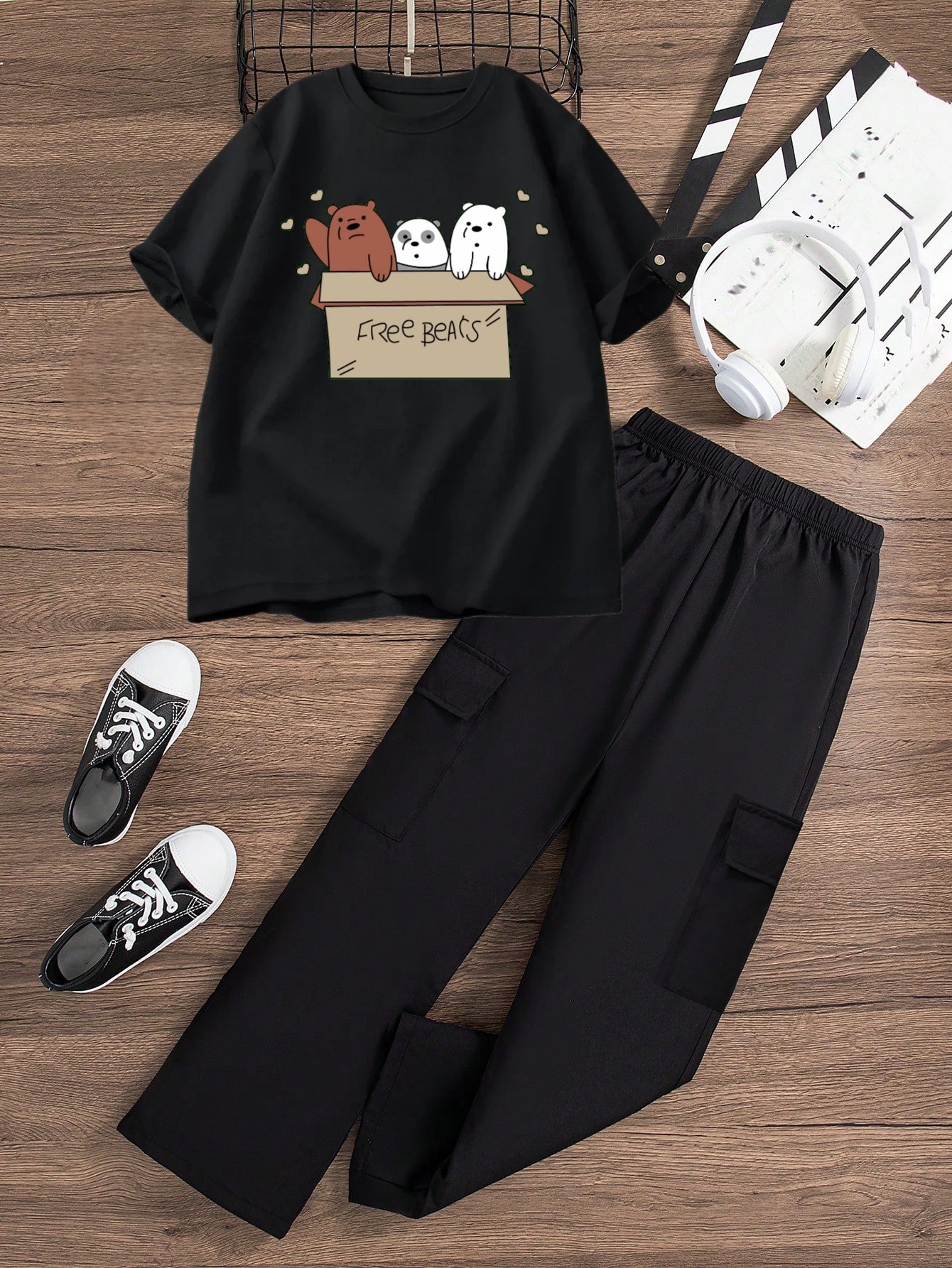 BLACK CARGO FLAPPER - BLACK T SHIRT FREE BEARS